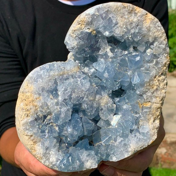 HUGE 5.37 LB Natural Blue Celestite Geode Quartz Crystal Heart Mineral Specimen - Picture 2 of 11